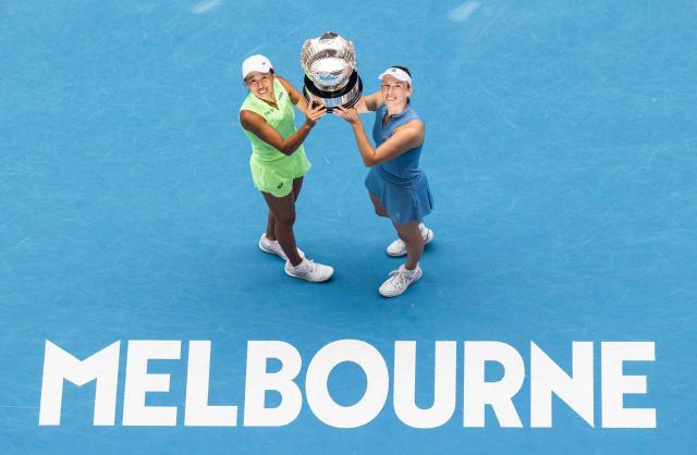 张帅澳网夺大满贯第三冠 其他金花女双表现平淡